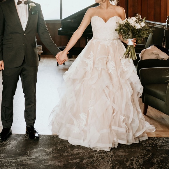 Stella York - Essence of Australia #6432 - Picture 5 of 5